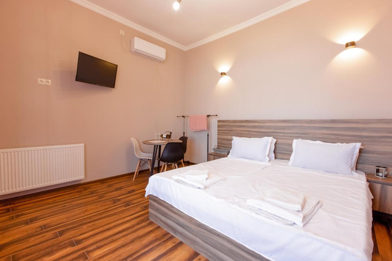 4 Rooms Signagi Exterior foto