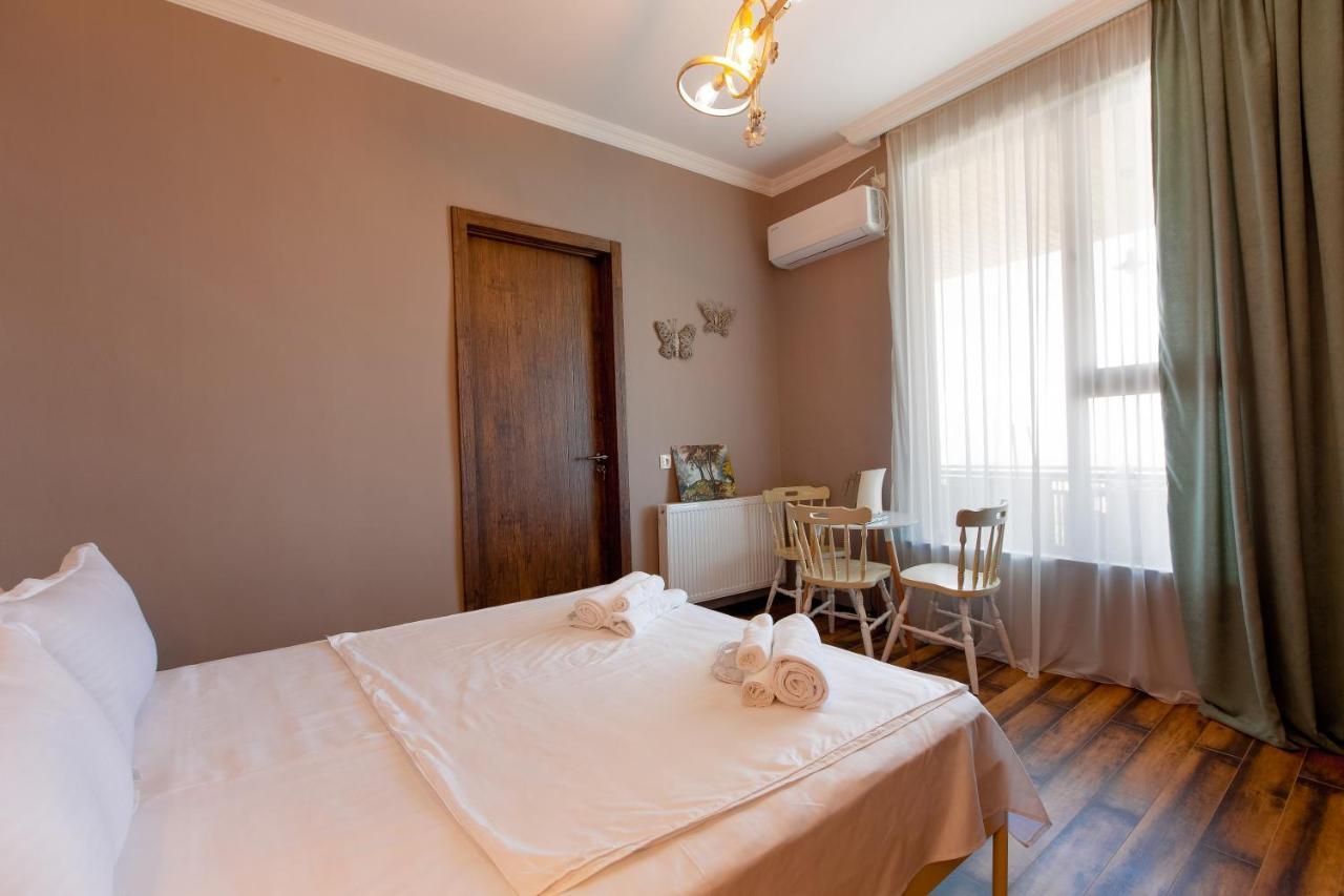 4 Rooms Signagi Exterior foto